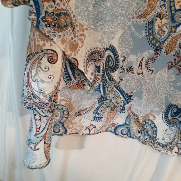 Chicos Printed Asymmetrical Top - Picture 5 of 8